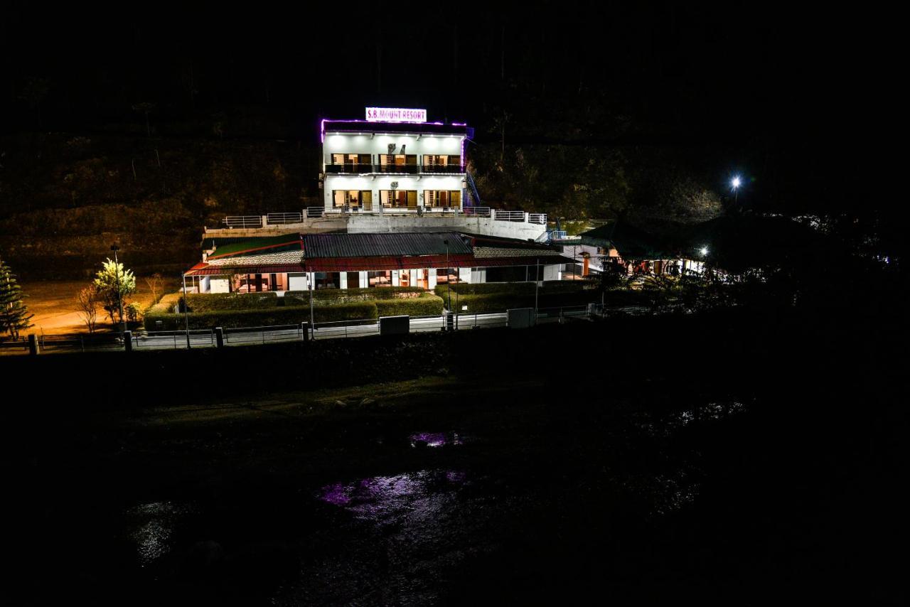 Sb Mount Resort Lansdowne Dış mekan fotoğraf